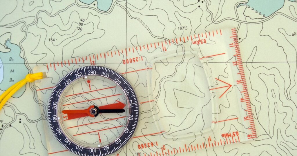 come usare mappa e bussola